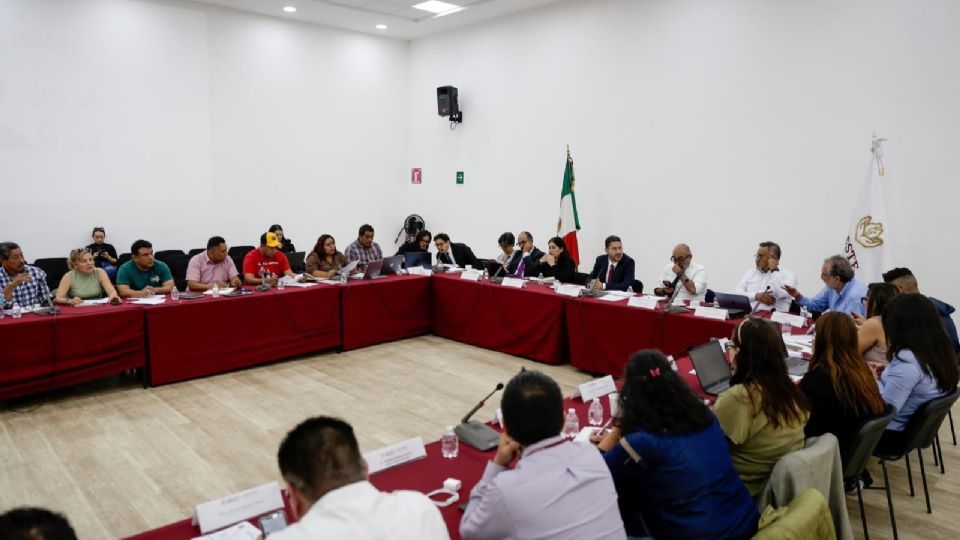 La CNTE ha mantenido protestas en la capital y exige la derogación de la Ley del ISSSTE de 2007.