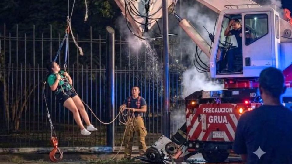 La fotografía viral que mostraba el supuesto rescate de una aficionada en el Parque Fundidora fue sometida a detectores de inteligencia artificial.