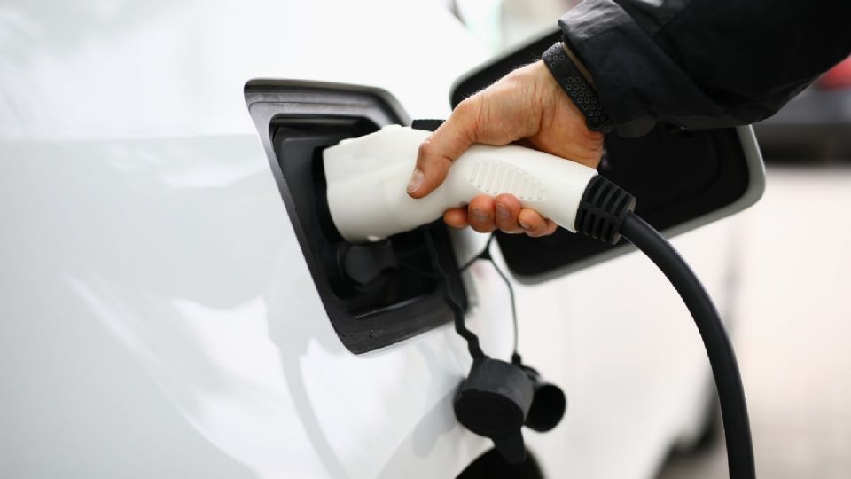 Especialistas consideran que el mercado ya no evalúa únicamente las ventas de vehículos de Tesla.