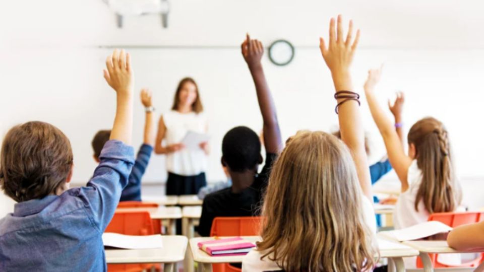 La red de escuelas SER ha roto los paradigmas al lograr que entre el 88% y el 89% de sus alumnos ingresen a la universidad.