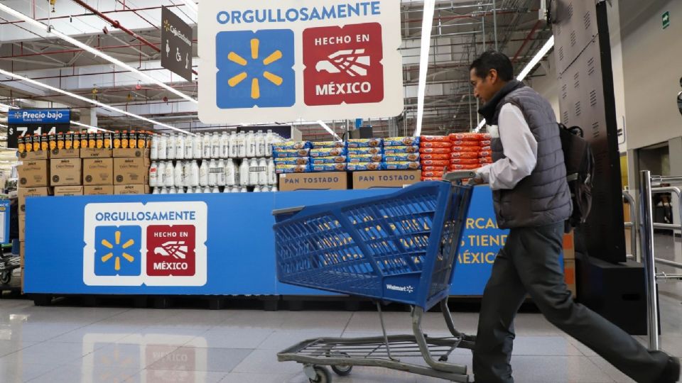 La Encuesta Nacional sobre Confianza del Consumidor mostró una recuperación mensual, aunque mantiene un retroceso anual.