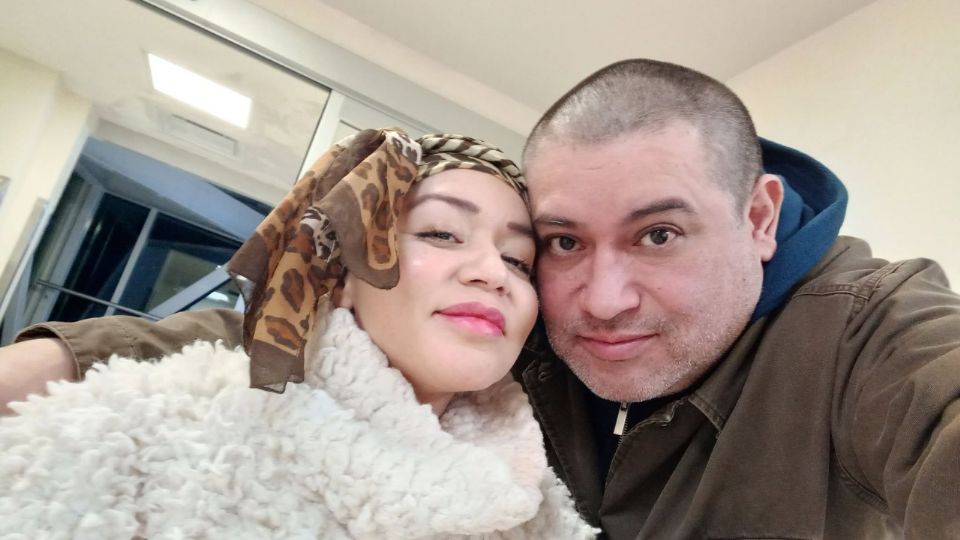 Sofía Reyna, esposa de Pompo Campa, falleció tras complicaciones derivadas de un astrocitoma frontal, un tipo de tumor cerebral.
