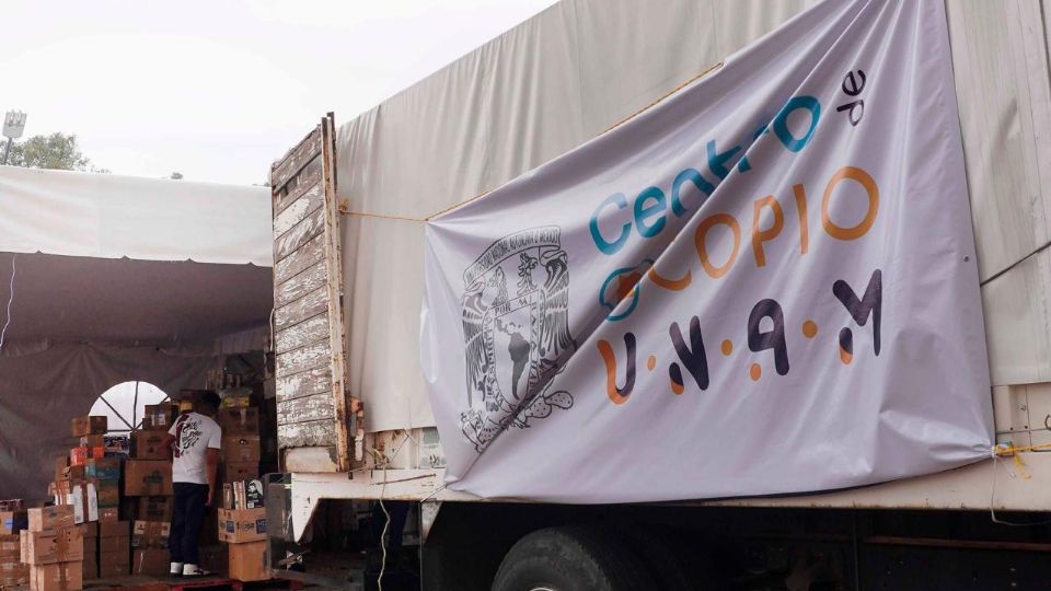 La Universidad Nacional Autónoma de México, a través de su Centro de Acopio UNAM Solidaria, reunió y entregó 65 toneladas de ayuda humanitaria.