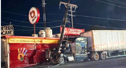 Tráiler provoca apagón en Ciénega de Flores