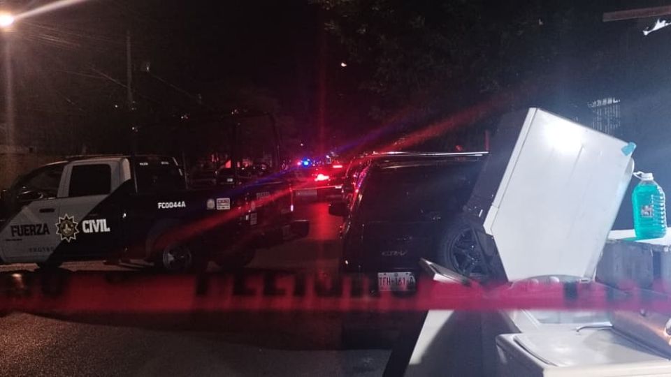 Un abogado fue asesinado a balazos dentro de una camioneta en la colonia Sierra Ventana, en Monterrey.