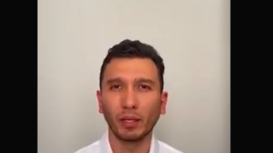 Vicente Aldape dio a conocer su renuncia a través de un video.