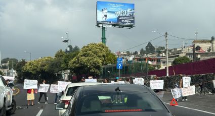 Bloquean la México-Cuernavaca por desaparición de una menor