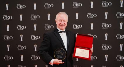 CEO de OfficeMax recibe reconocimiento global