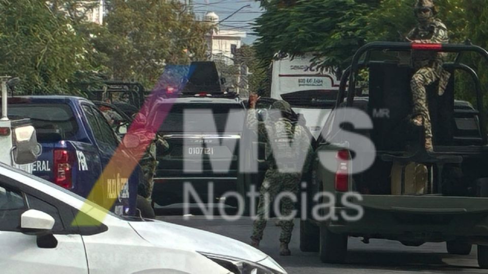 Elementos de Fuerza Civil, Guardia Nacional, Ejército Mexicano y Policía de García concluyeron un operativo en la colonia Ampliación Los Nogales.