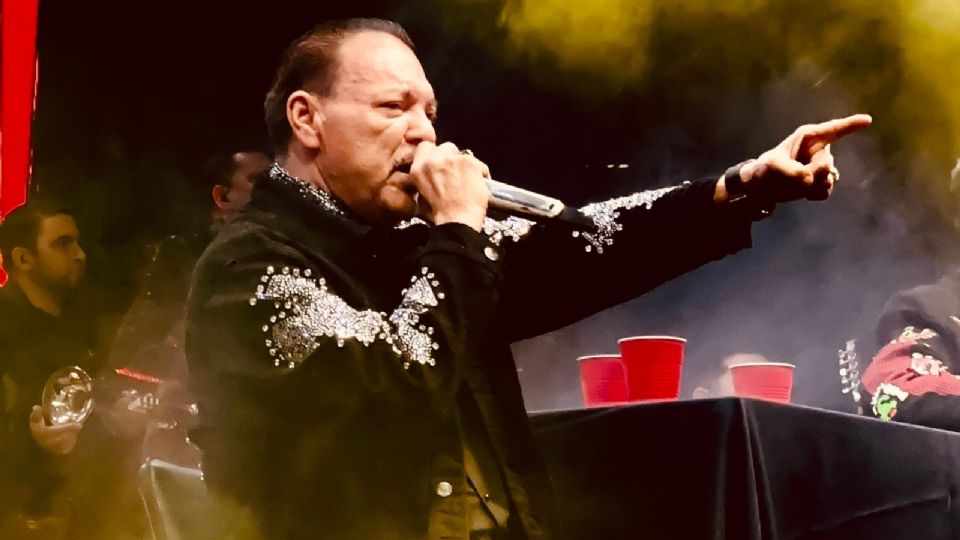 El intérprete sinaloense llegará a la Arena Monterrey el 22 de agosto de 2026 con su gira “Por Siempre”, en un concierto que recorrerá sus más grandes éxitos.