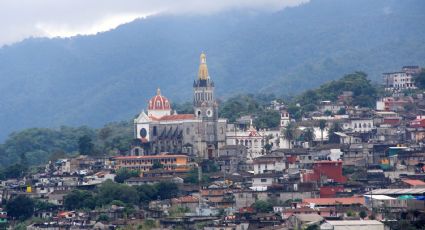 Reactivan búsqueda de familia atrapada en gruta de Cuetzalan